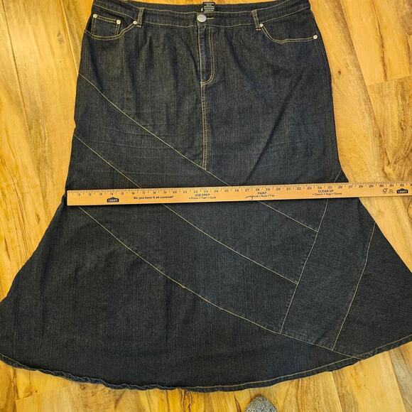 Y2K Maxi‎ Denim Skirts 20W. Destiny Platinum. Instyle. Popular. Flare bottom. - Picture 6 of 12